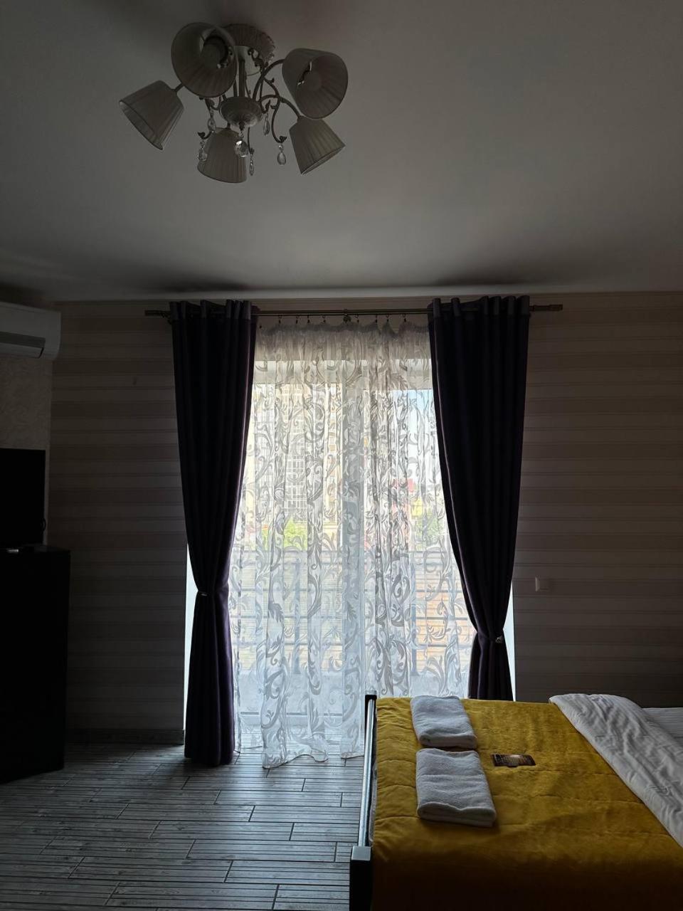 Space Apart Hotel Lutsk Ruang foto