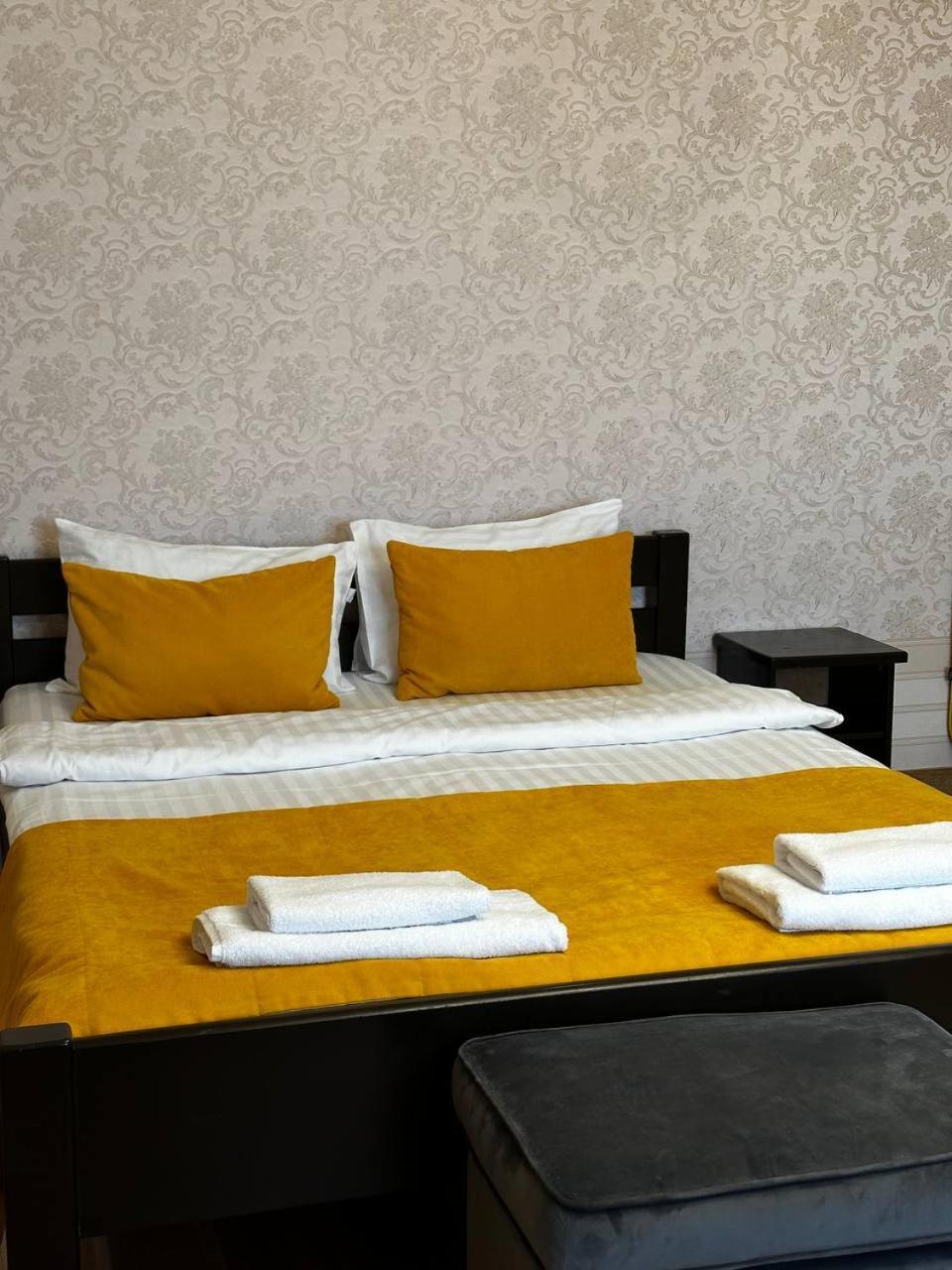 Space Apart Hotel Lutsk Ruang foto
